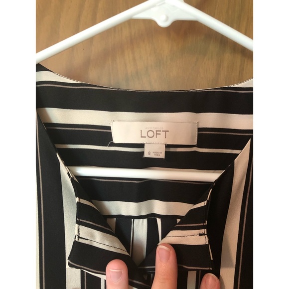 Black and White Collarless Striped Shirtdress - Picture 3 of 10